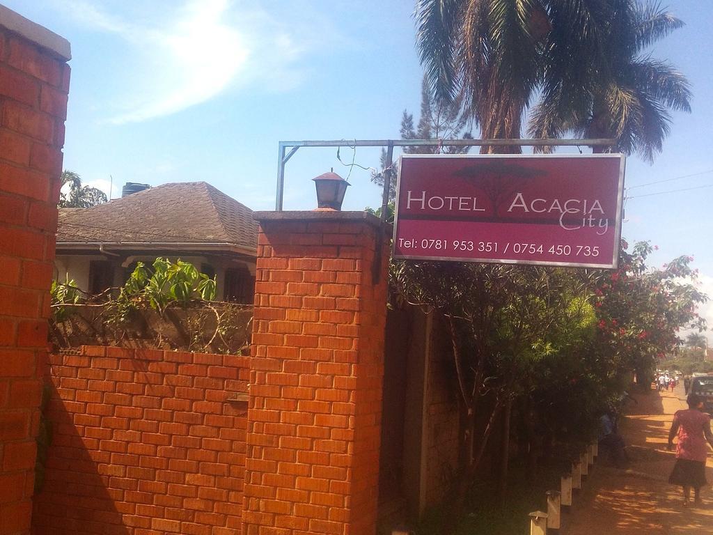 Hotel Acacia City Kampala Kültér fotó