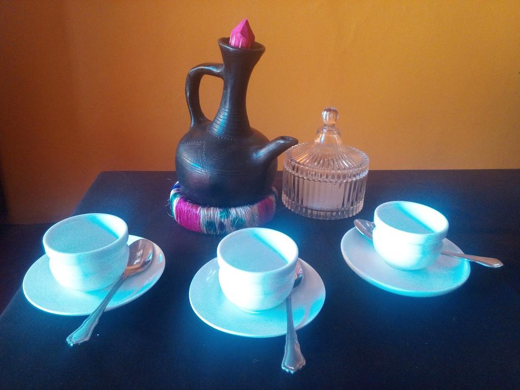 Hotel Acacia City Kampala Kültér fotó