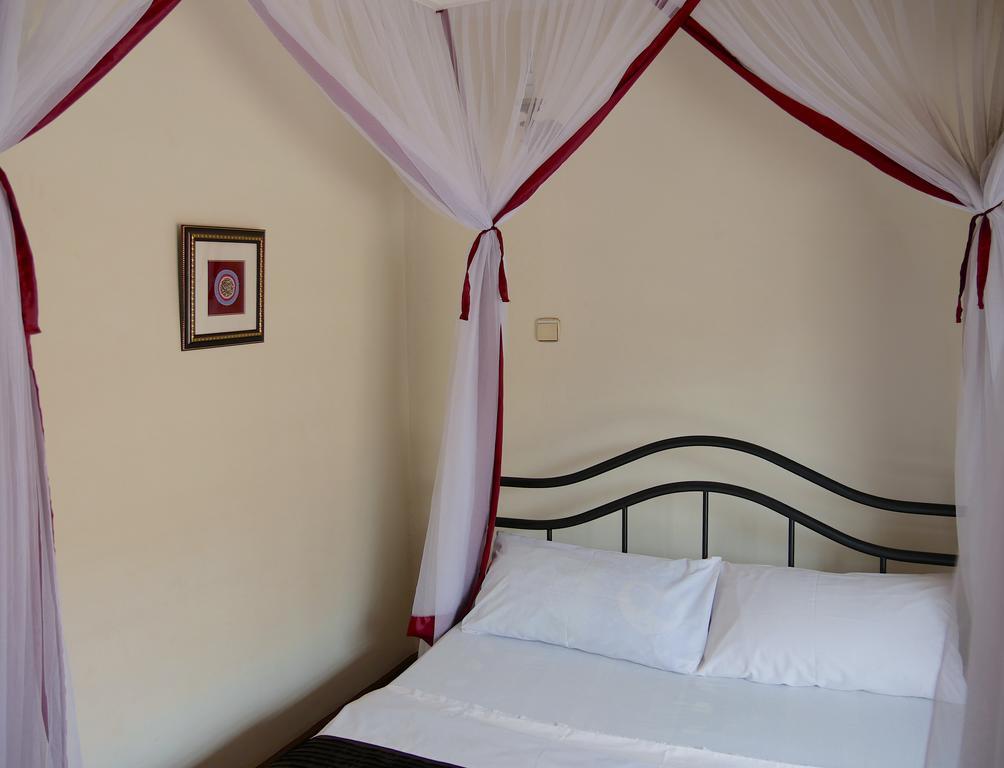 Hotel Acacia City Kampala Kültér fotó